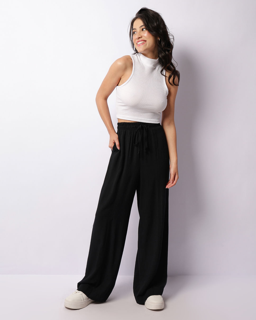 Calça Feminina Wide Leg Viscose Com Cordão Preta