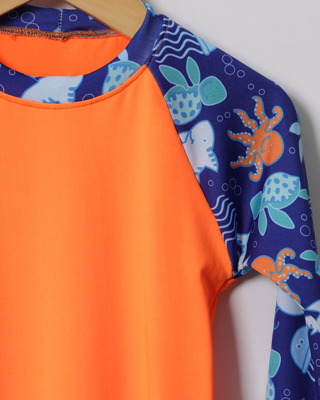 Blusa-Uv-Bbo-13-Fundo-Do-Mar-4619---Laranja-Neon