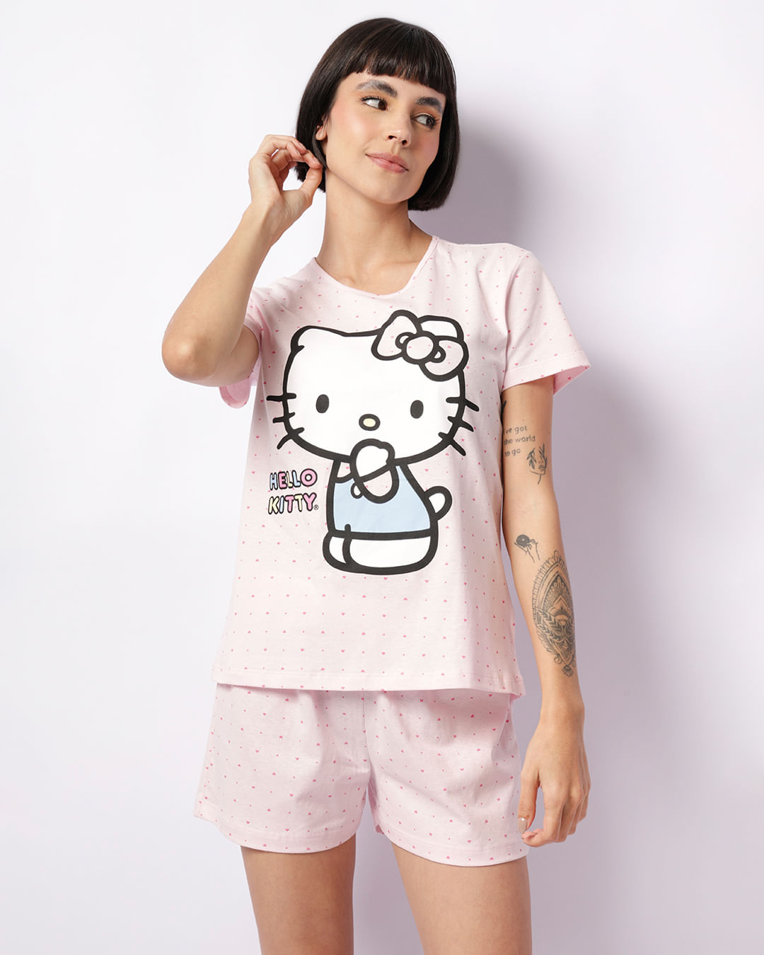 Short-Doll-Mc-Hello-Kitty-Rosa-35---Rosa