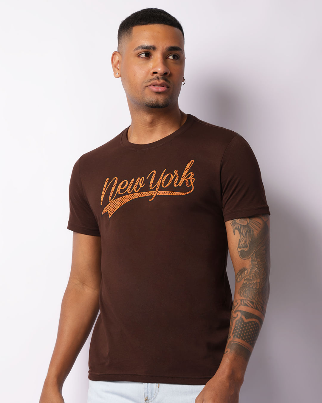 Camiseta Masculina Estampa New York Neon Marrom