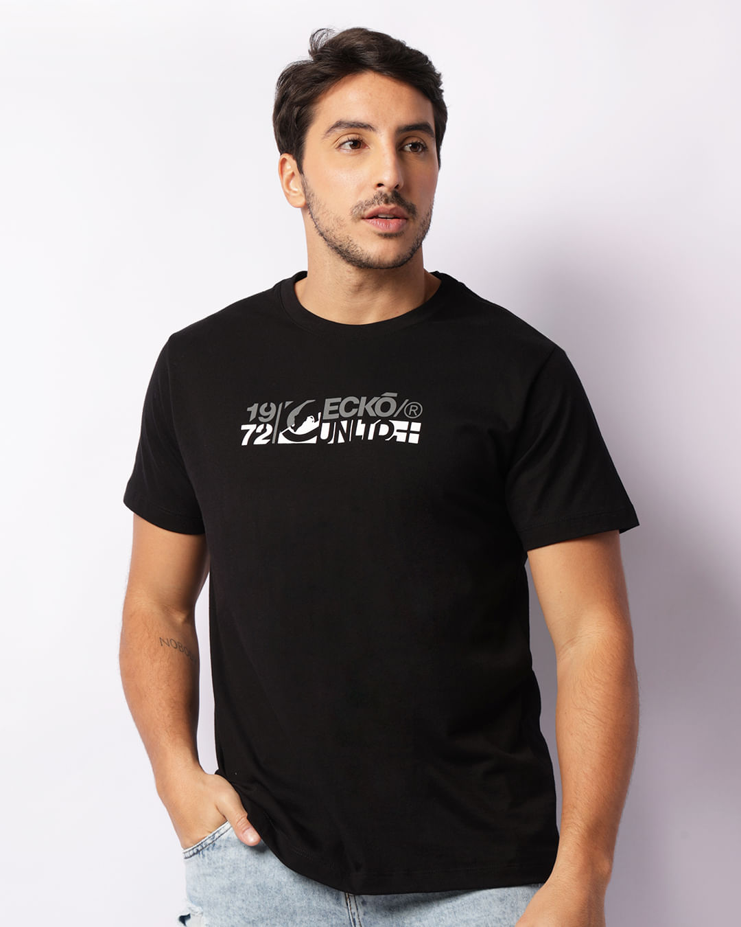 Camiseta-Ecko-Ek262-Preto--Pgg---Preto