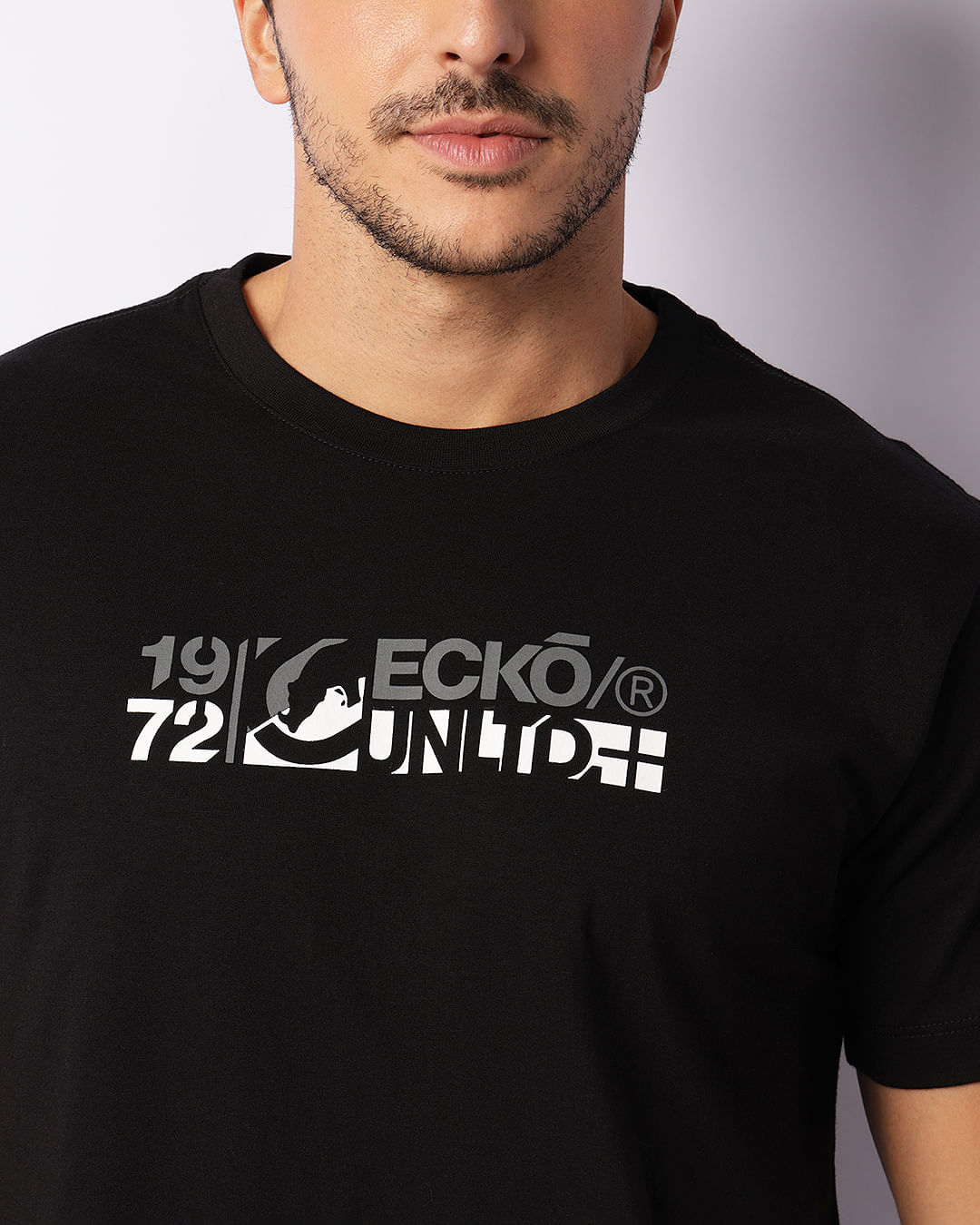 Camiseta-Ecko-Ek262-Preto--Pgg---Preto