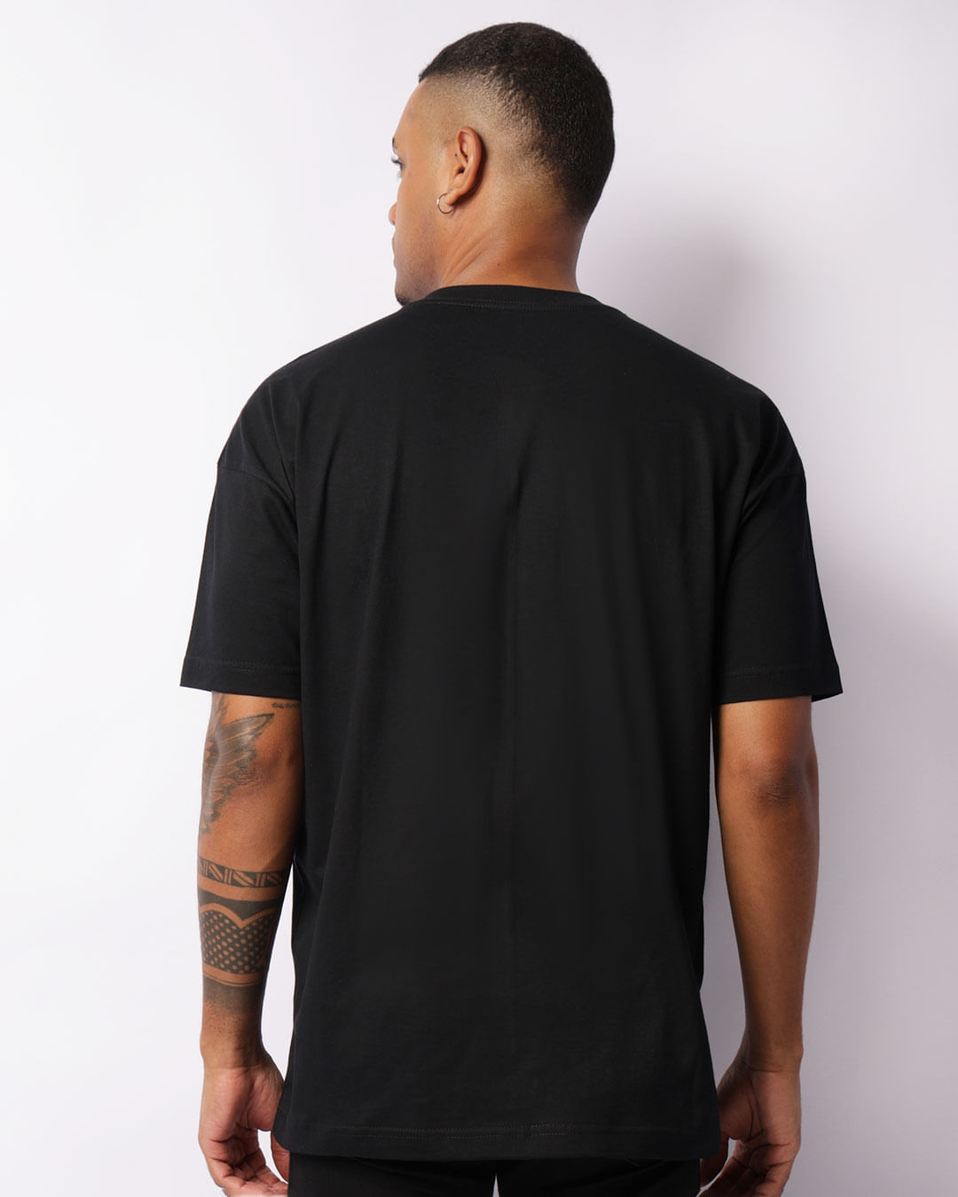 Camiseta-Mc-E3922-Pgg---Preto