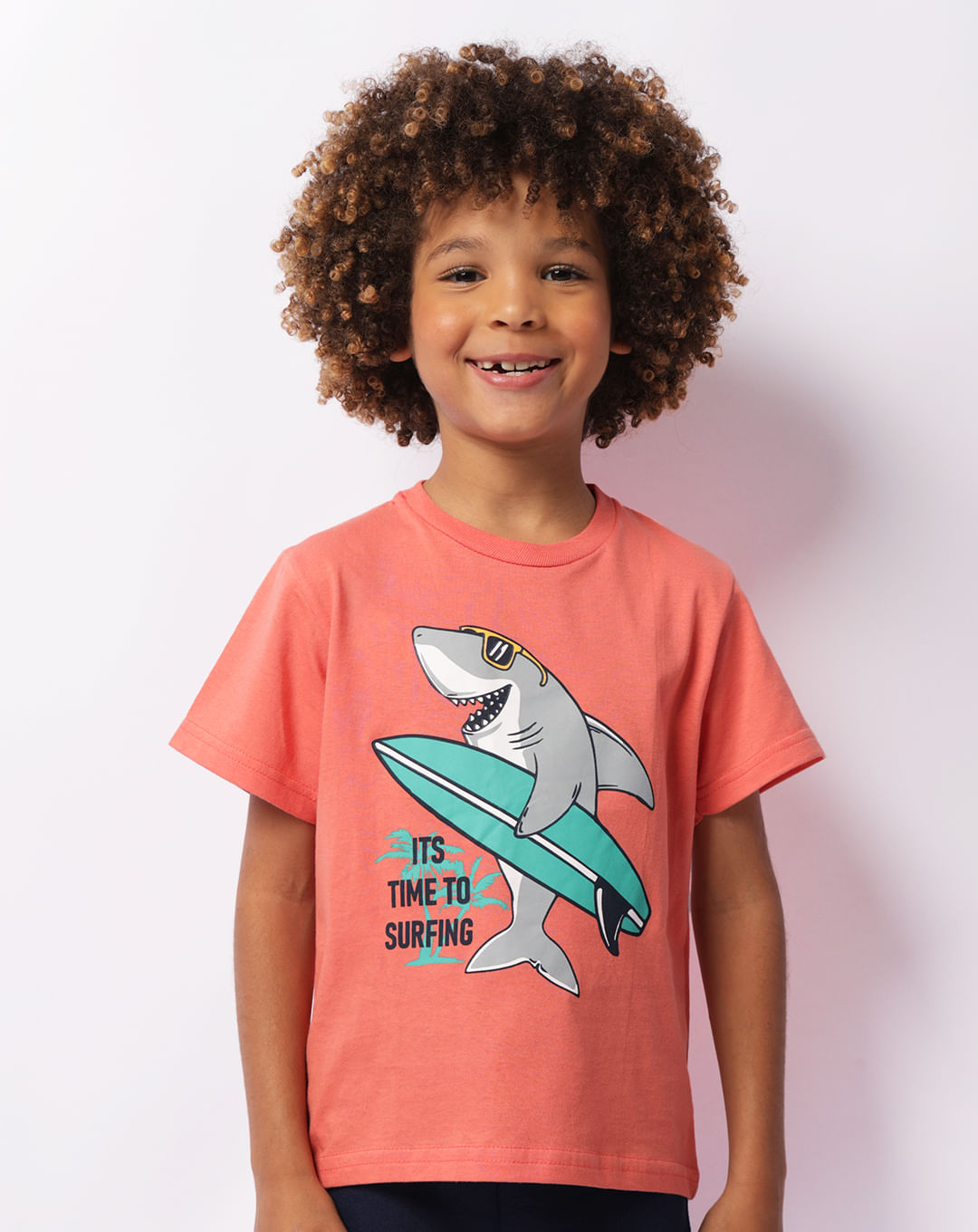 Camiseta Infantil Estampa Tubarão Manga Curta Laranja