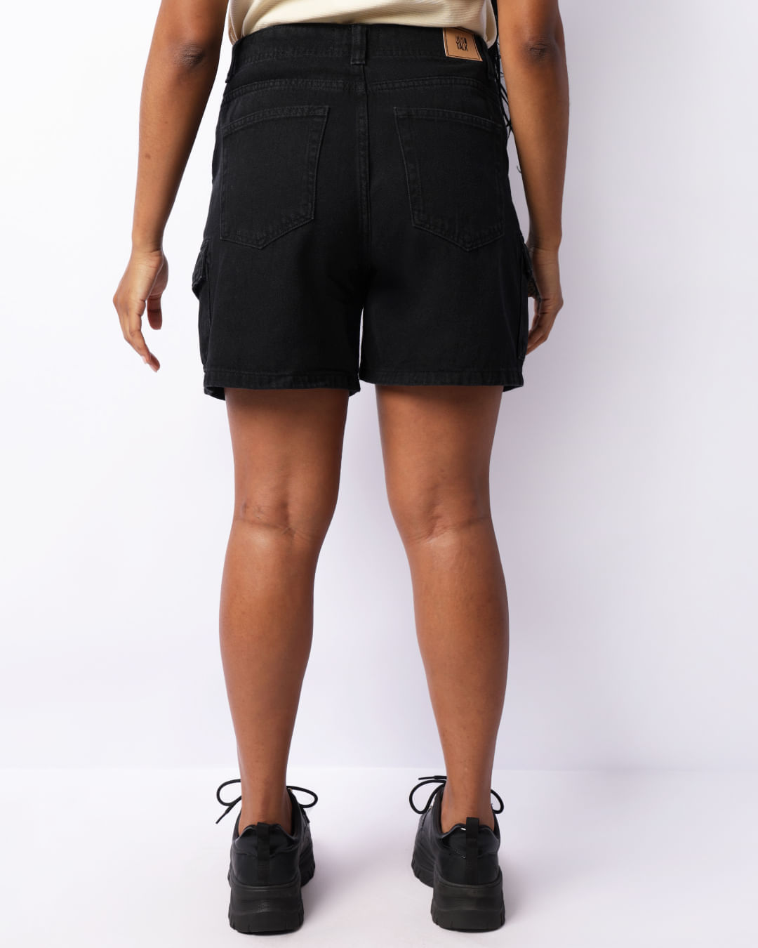 Shorts-Black-Jeans-Carpinteiro-223175---Black-Jeans-Escuro