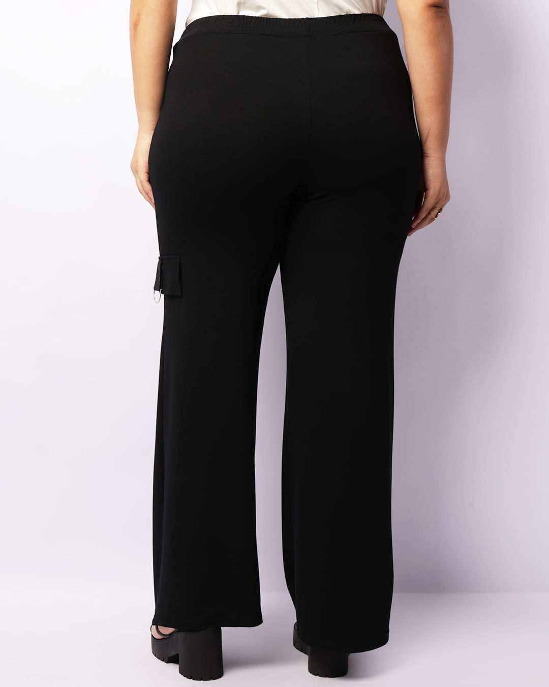 Calca-40146-Pantalona-Det-Vista-Lat---Preto