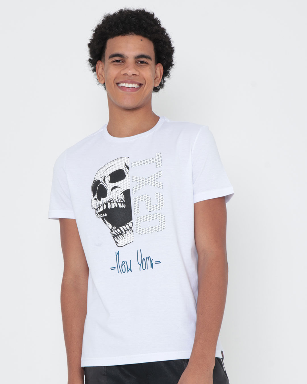 Camiseta-Estampa-Caveira-Branca
