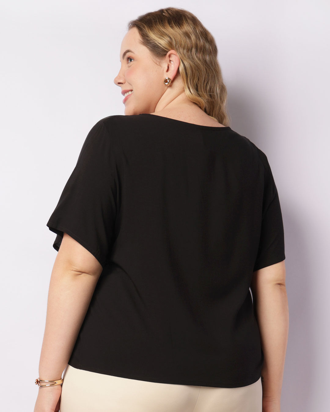 Blusa-Mc-311072pl-Abertura-Decot---Preto