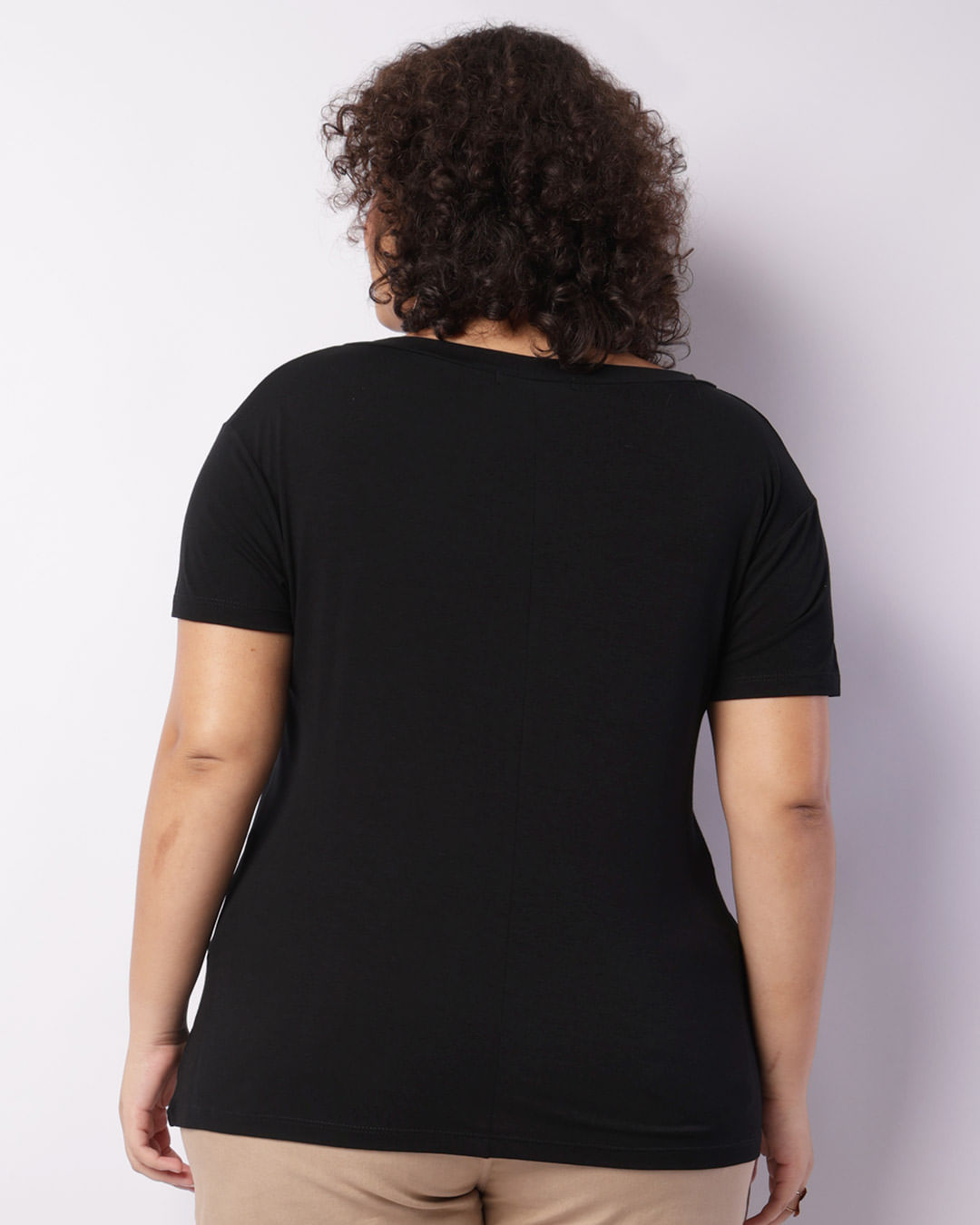 Tshirt-Decote-V-15307t-Preto---Preto