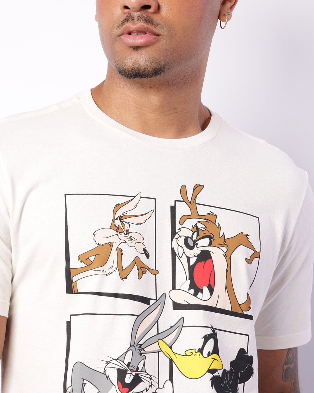 Camiseta-Looney-Tunes-0401359---Off-White