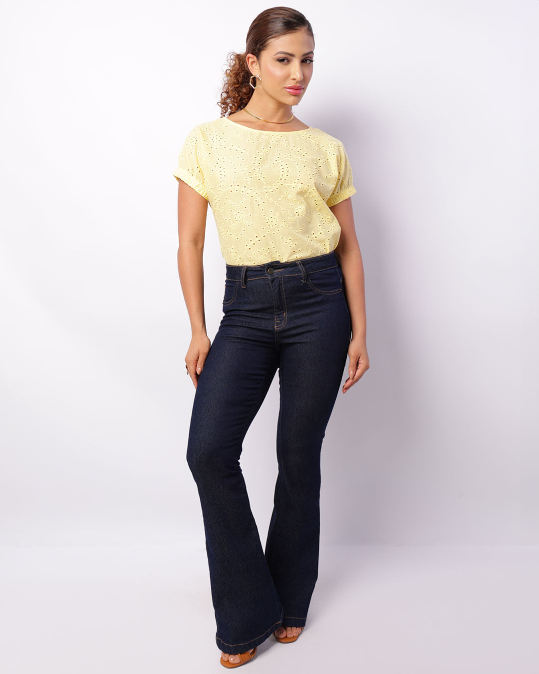 Blusa-Mc-Celst-Laise-231060---Amarelo