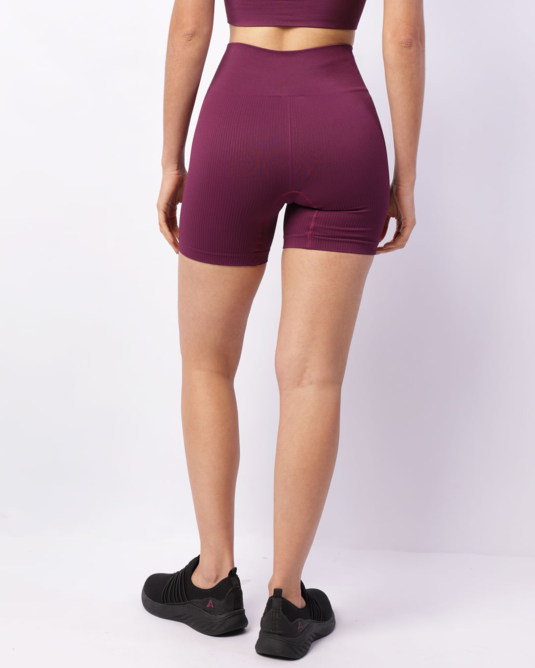 Bermuda-Breed-Fit-Canelada-Seamless30478---Vinho