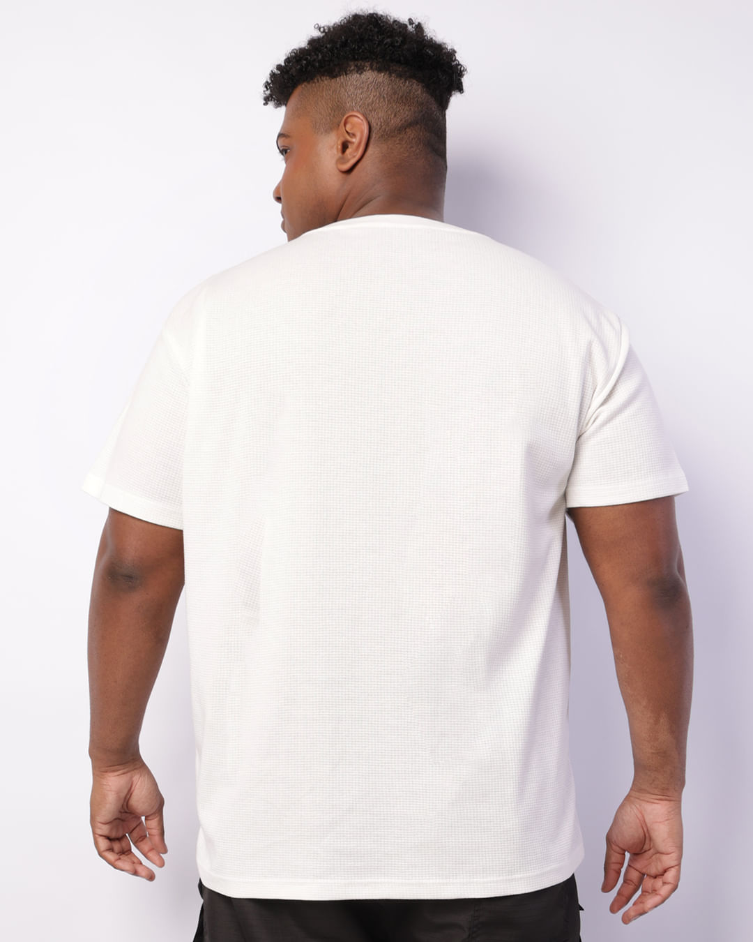 Camiseta-0401629-Urban-Quadri-Off-Plus---Off-White