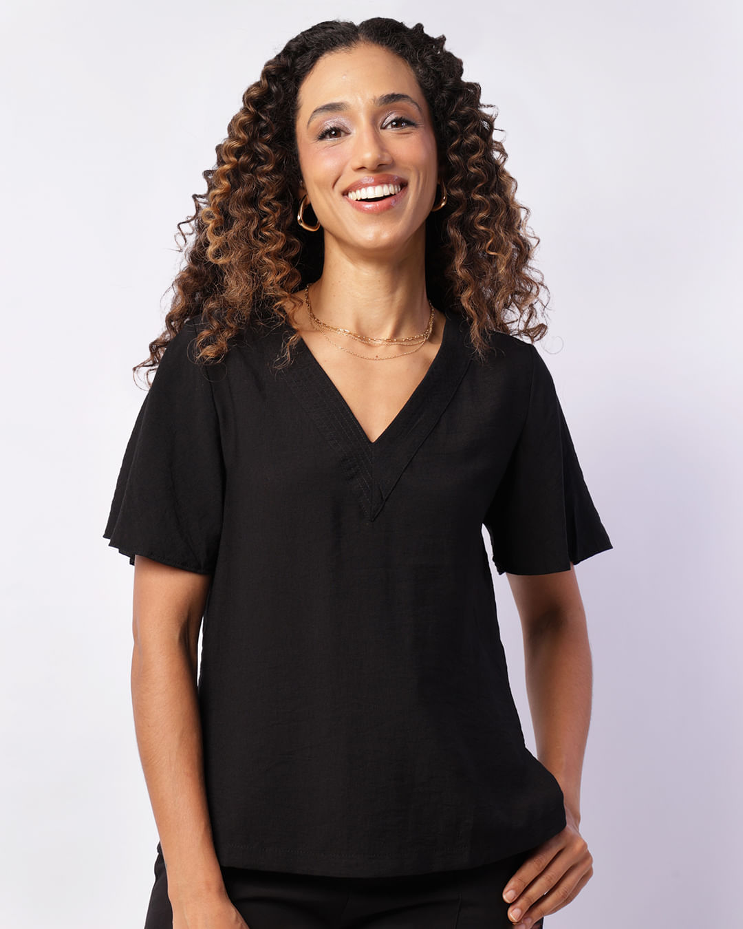 Blusa-Gola-V-Pesp-Spanish-230045---Preto