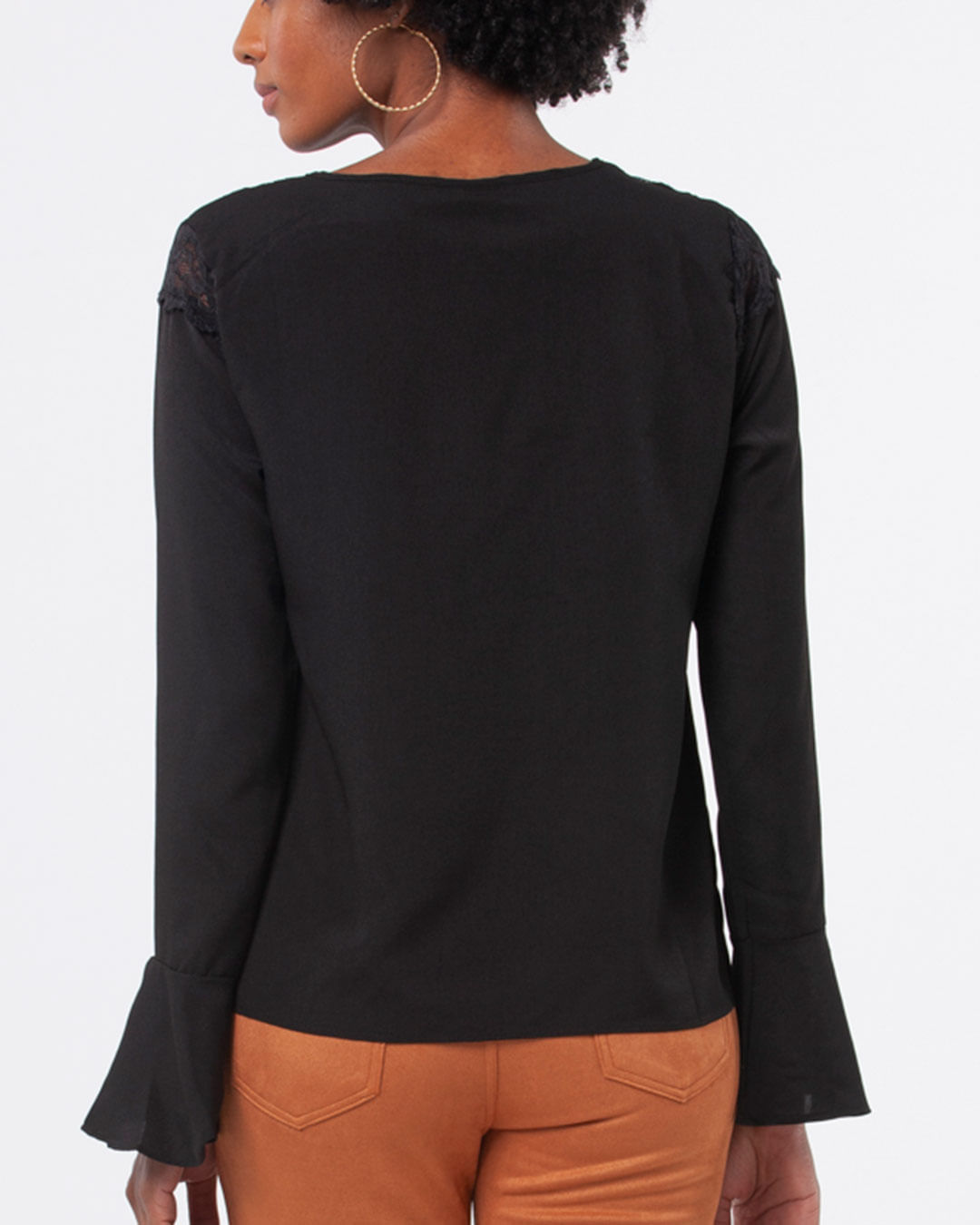 Blusa-Feminina-Manga-Longa-Recorte-Renda-Preta
