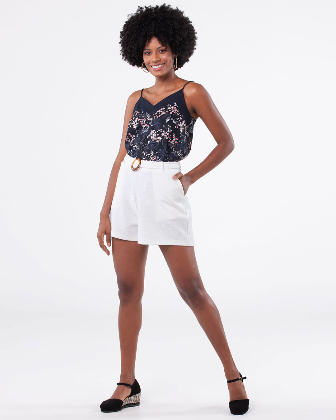 Short-Feminino-Malha-Cinto-Fivela-Liso-Branco