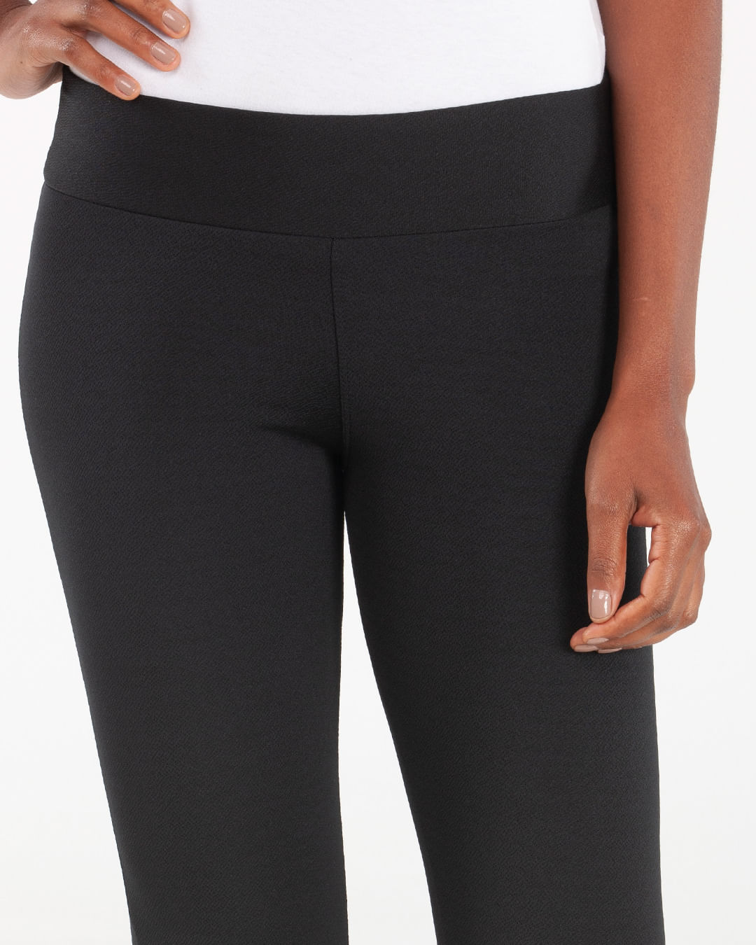 Calca-Flare-Feminina-Preta