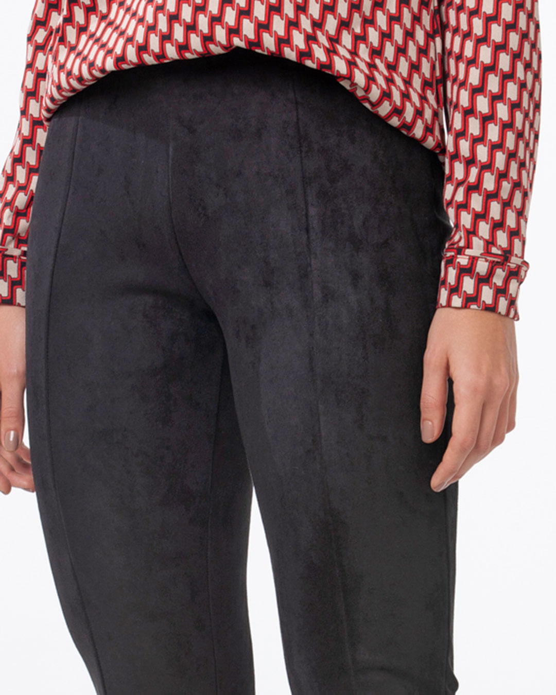 Calca-Suede-Feminina-Cigarrete-Preta