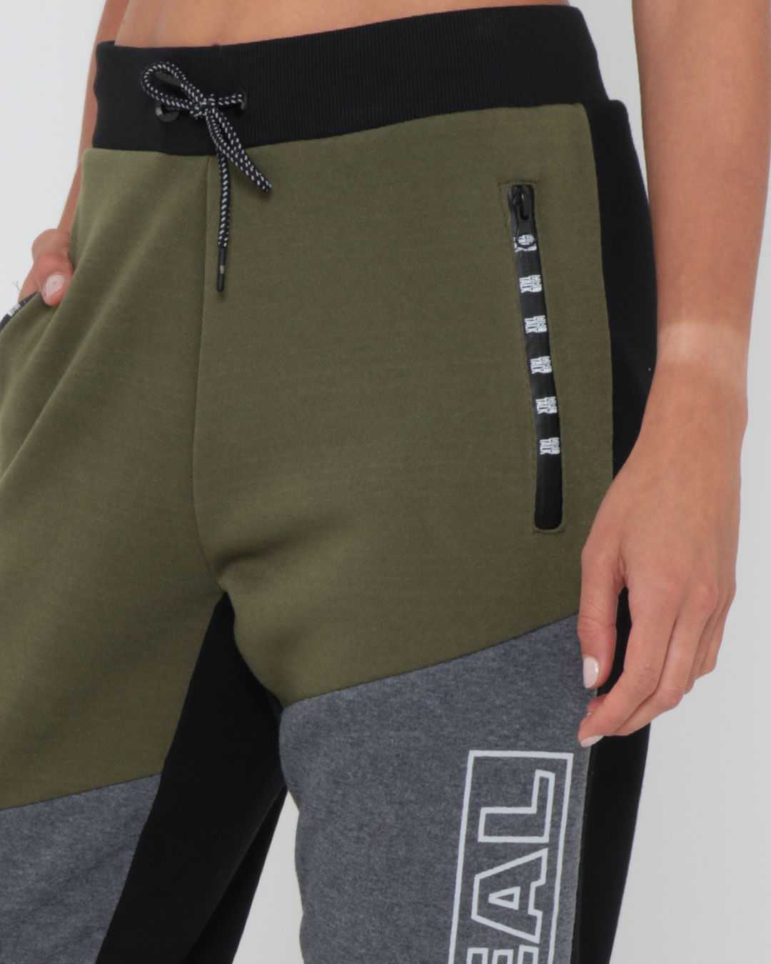 Calca-Feminina-Street-Jogger-Moletom-Preto