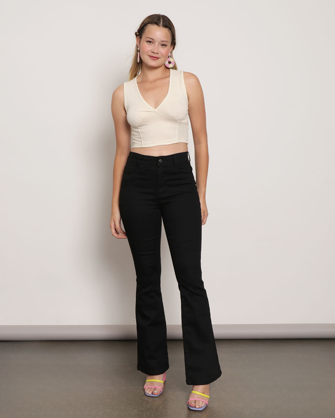 Calca-Jeans-Feminina-Flare-Preta