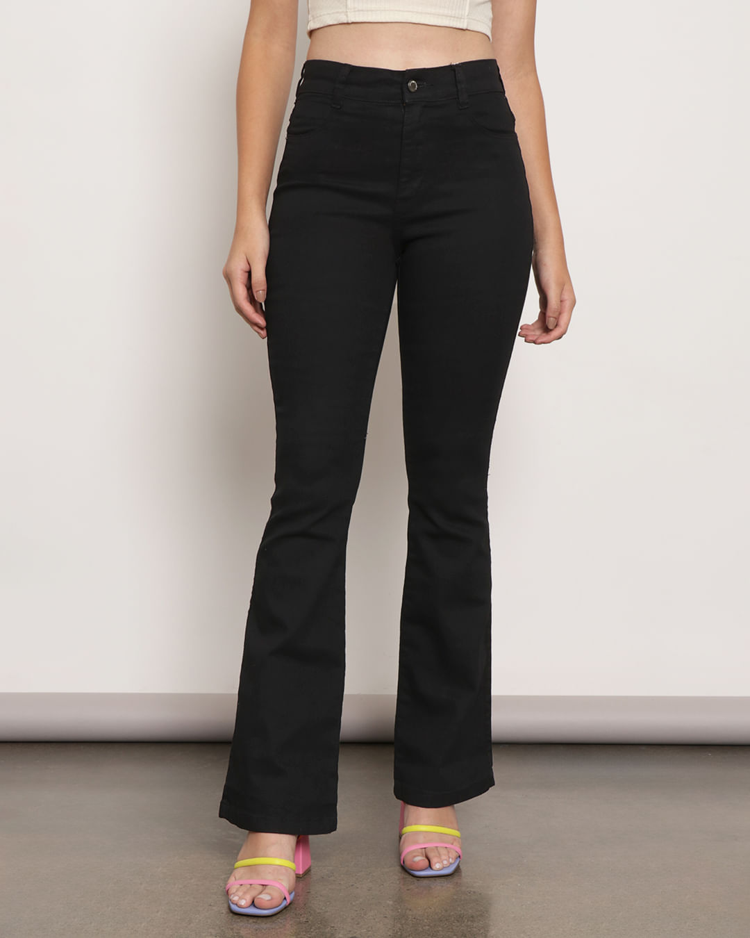 Calca-Jeans-Feminina-Flare-Preta