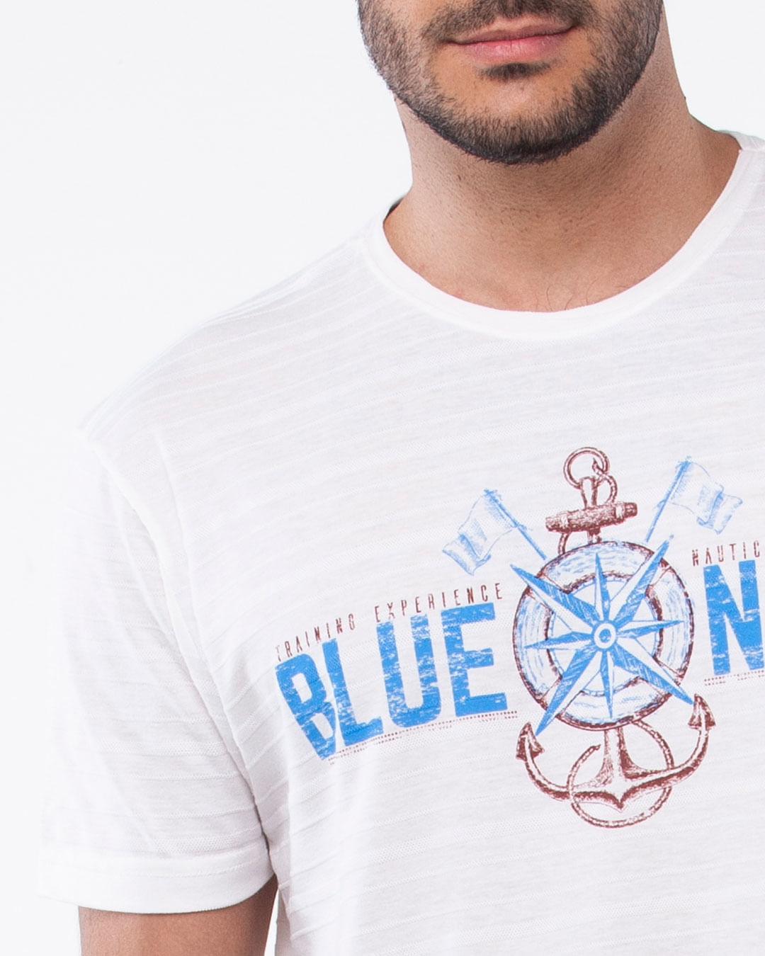 Camiseta-Masculina-Manga-Curta-Estampa-Frontal-Navy-Branca