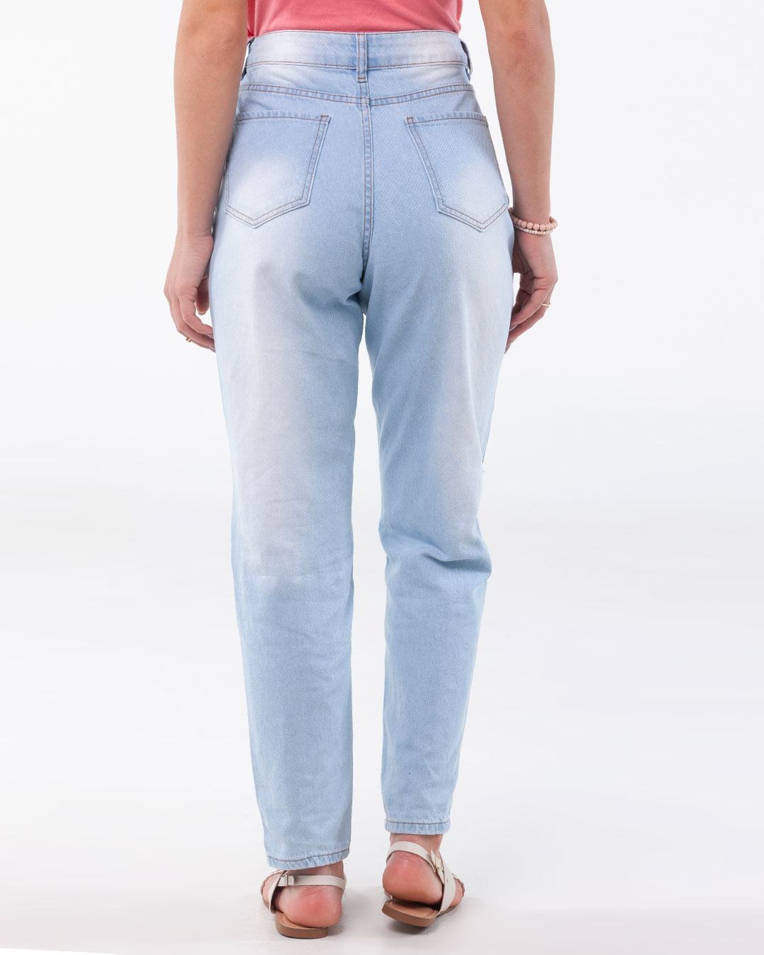 Calca-Jeans-Feminina-Cintura-Alta-Mom-Com-Perolas-Azul-Claro
