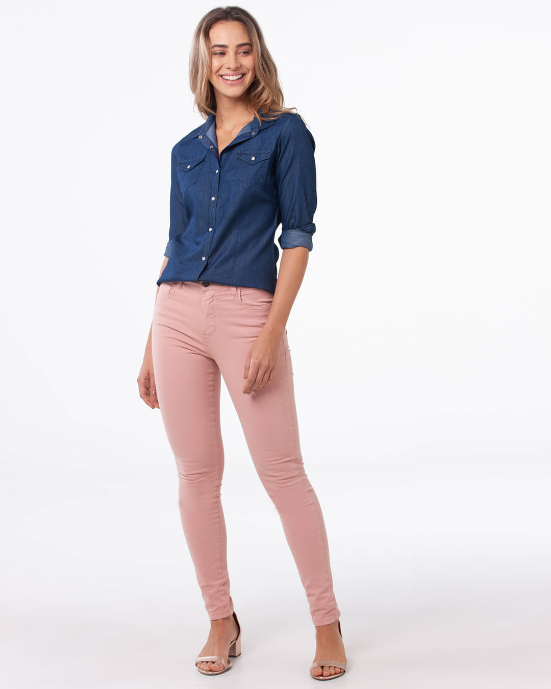 Camisa-Jeans-Feminina-Bolsos-Azul-Escuro