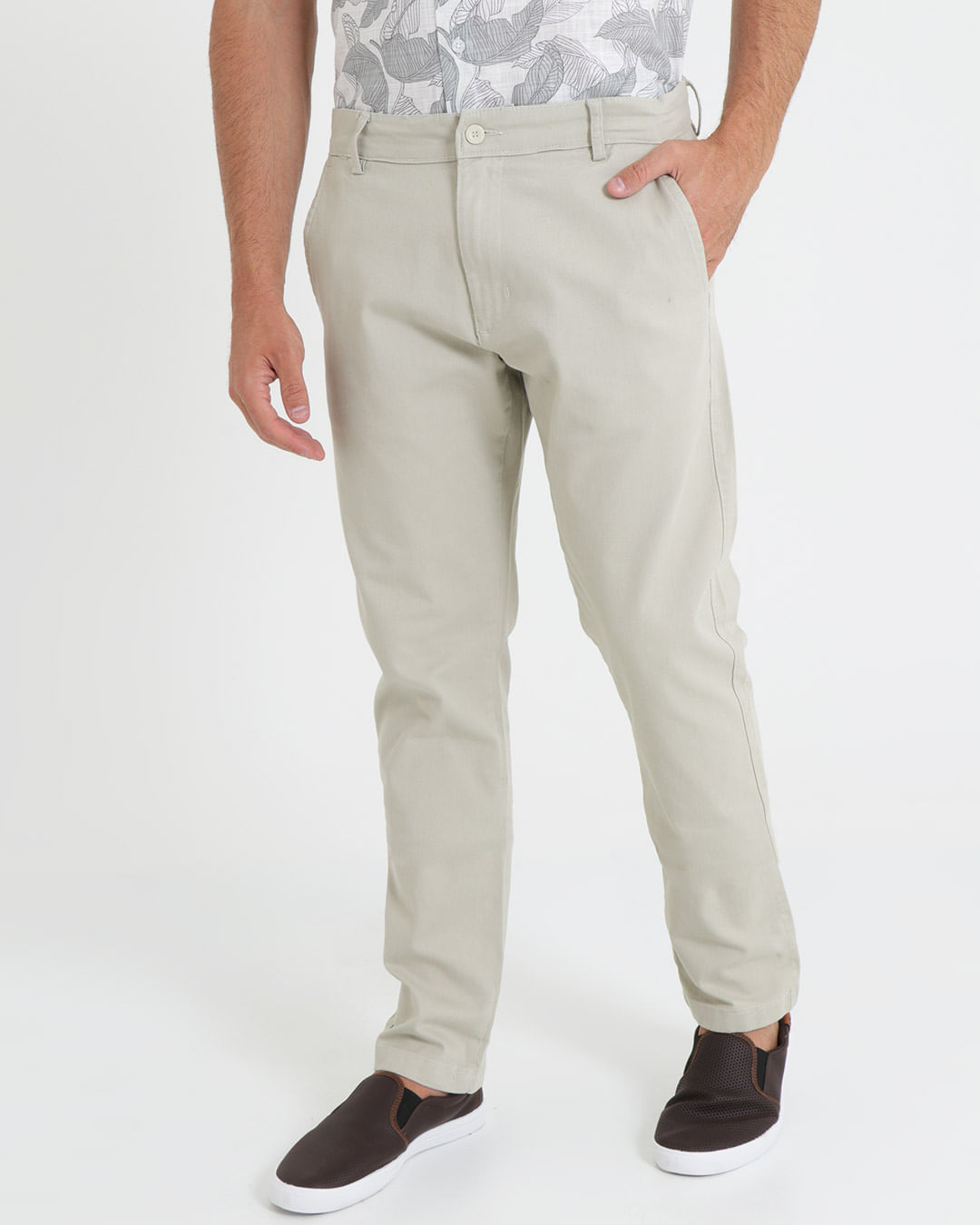 Calca-Masculina-Sarja-Basica-Marrom