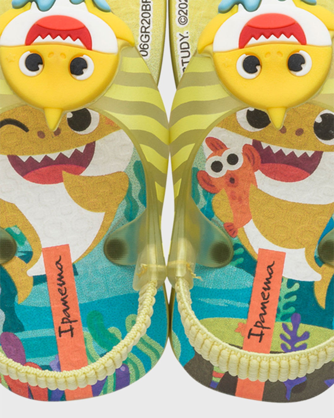 Chinelo-Infantil-Baby-Shark--Impanema-Amarelo