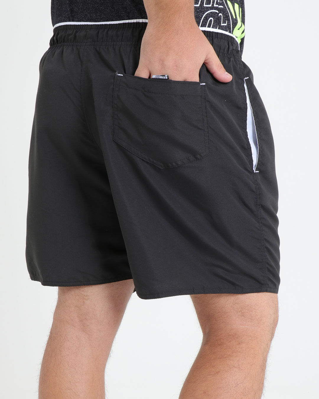 Bermuda-Masculina-Lisa-Preta