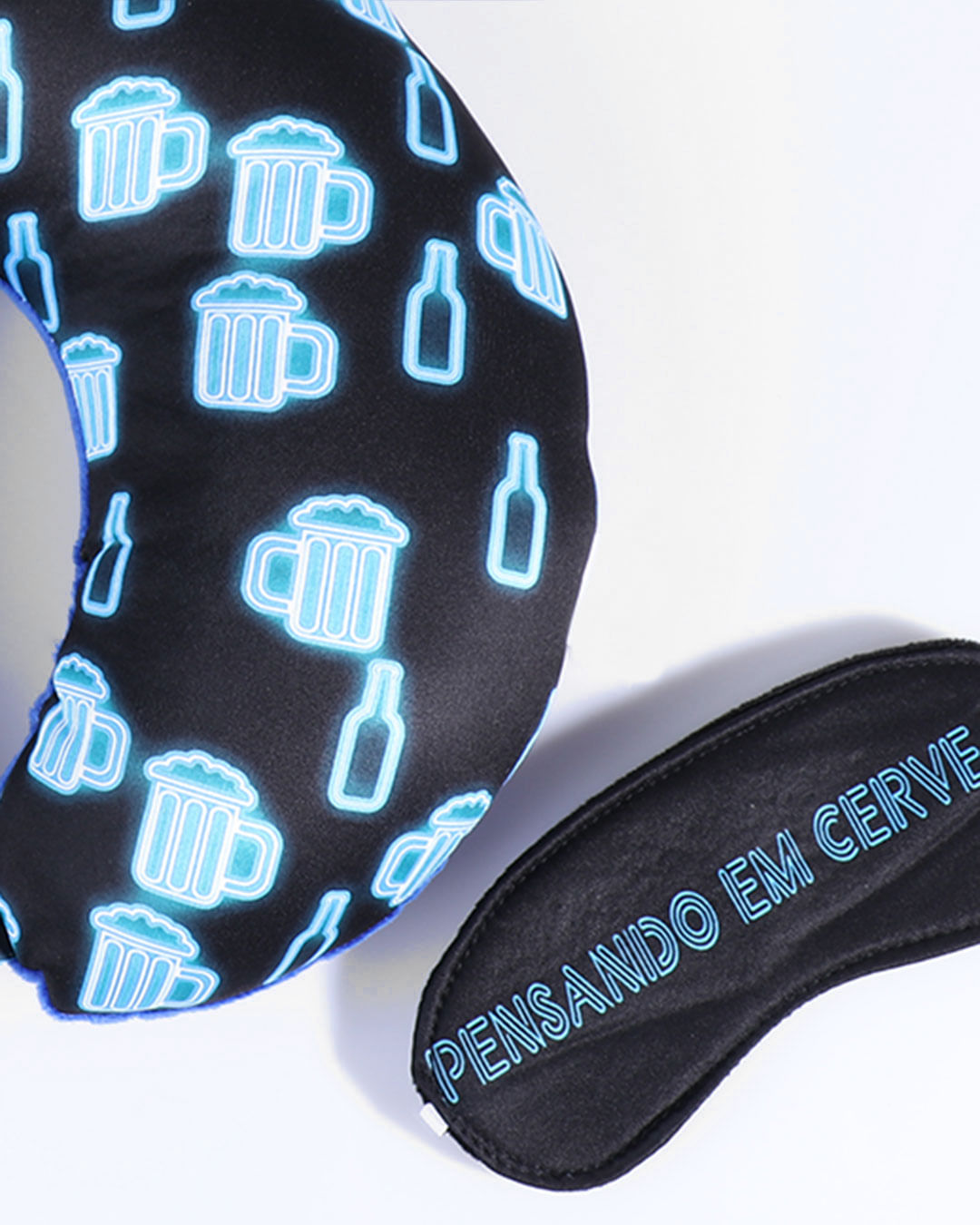Almofada-De-Pescoco-Com-Tapa-Olho-Cerveja-Preta