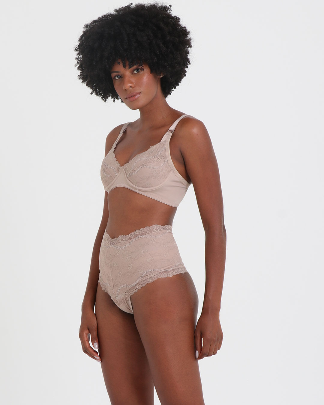Calcinha-Modeladora-Renda-Bege