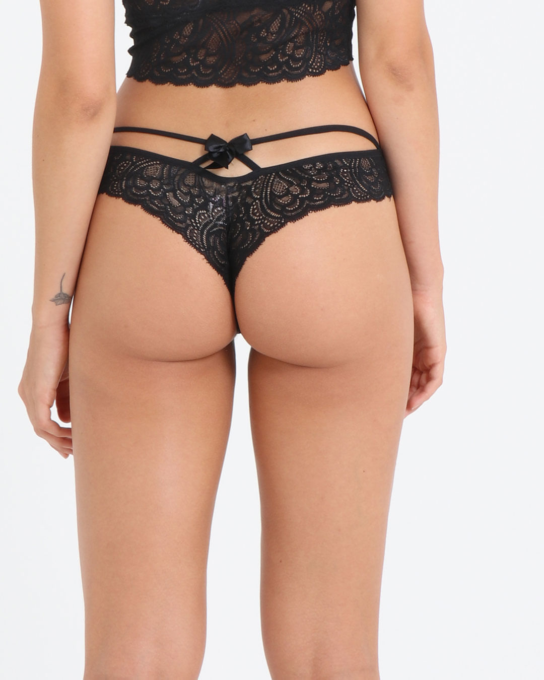 Calcinha-Fio-Dental-Strappy-Renda-Preta