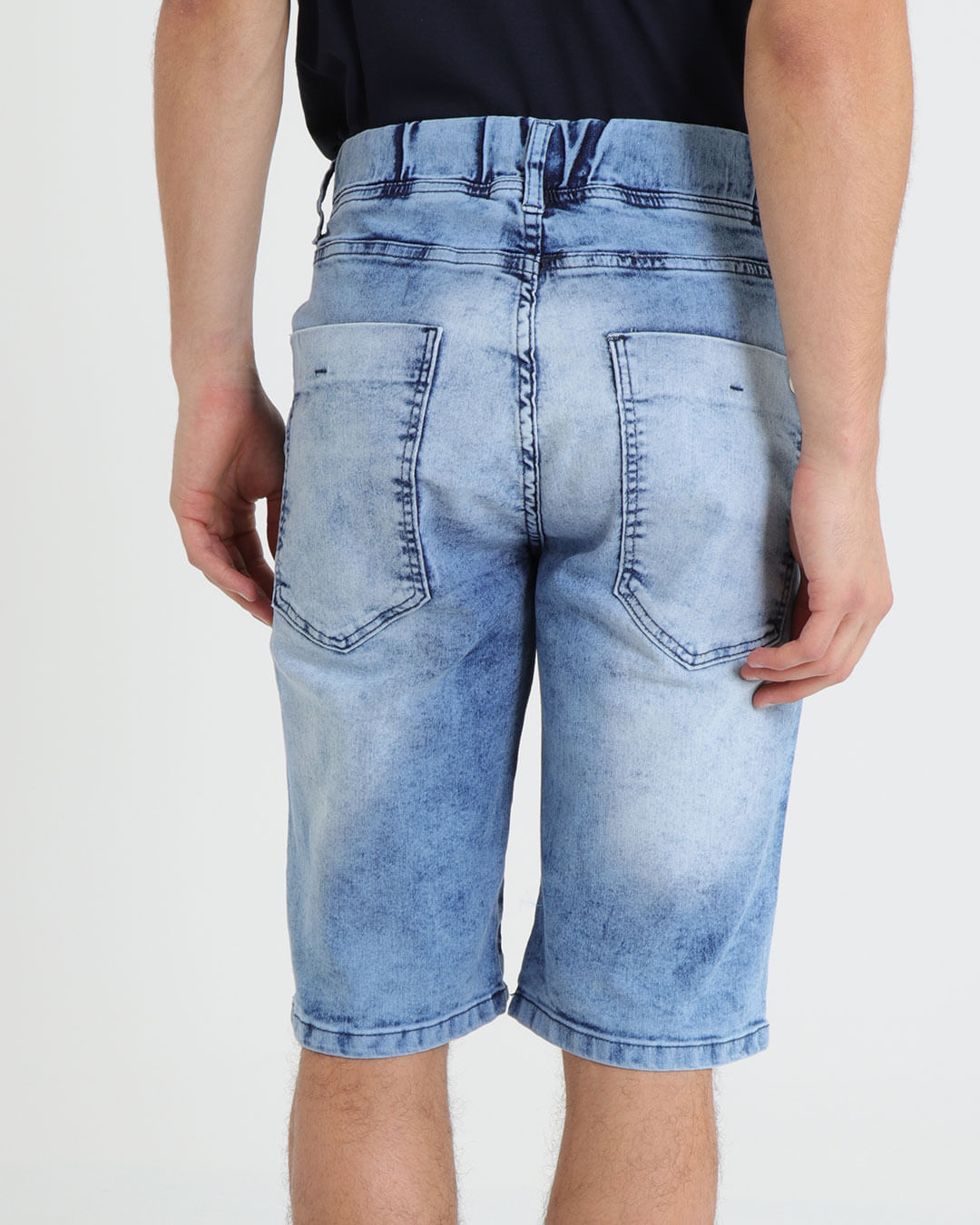 Bermuda-Jeans-Masculina-Cadarco-Azul-Claro