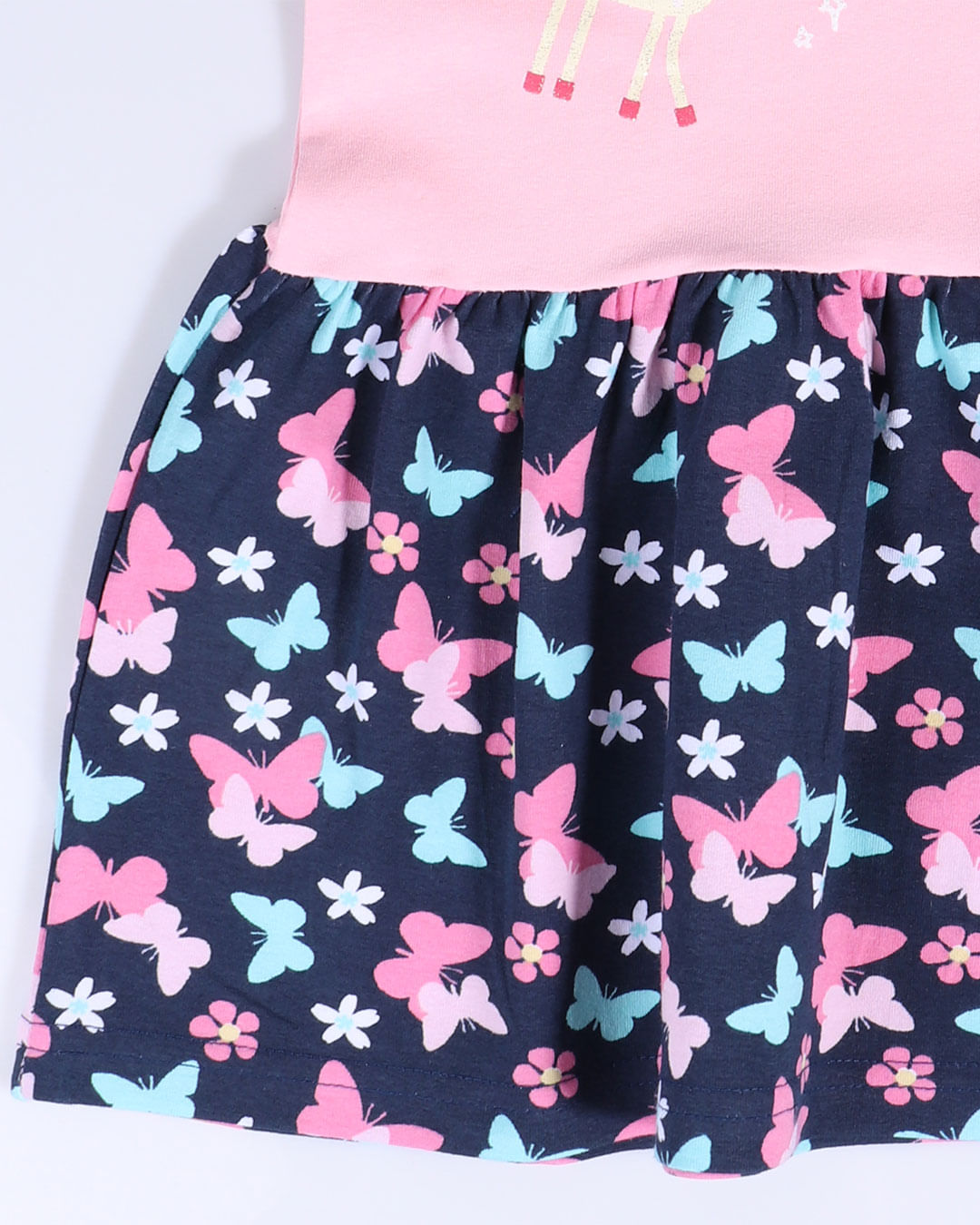 Vestido-Bebe-Estampa-Bichinhos-Rosa-Recorte-Azul