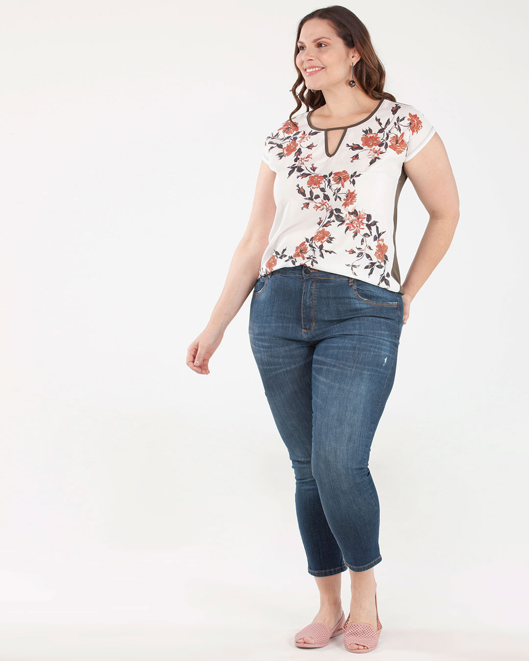 Blusa-Plus-Size-Estampa-Floral-Verde-Musgo