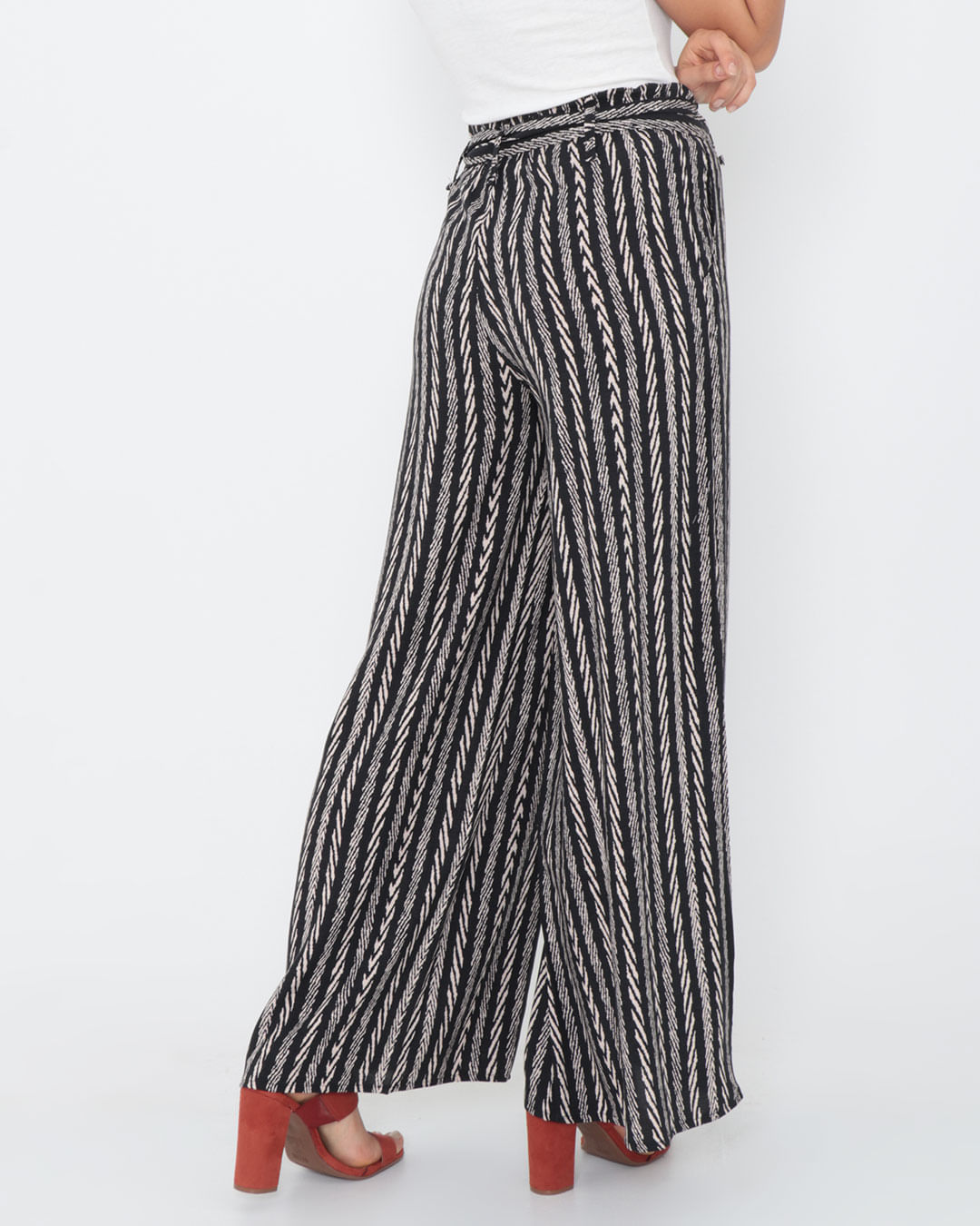 Calca-Feminina-Pantalona-Estampada-Preta