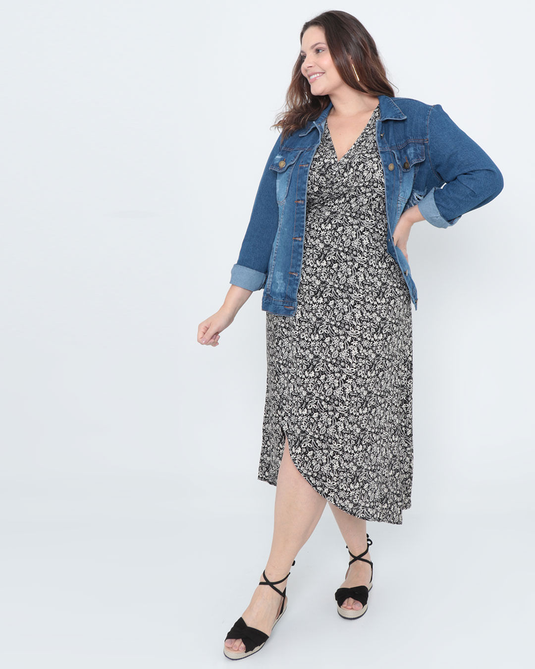 Vestido-Plus-Size-Envelope-Longo-Floral-Preto