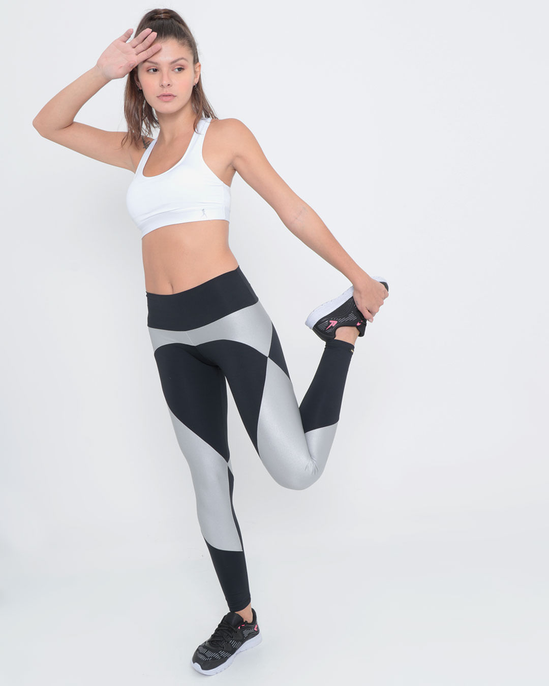 Calca-Legging-Fitness-Corsario-Recorte-Preta