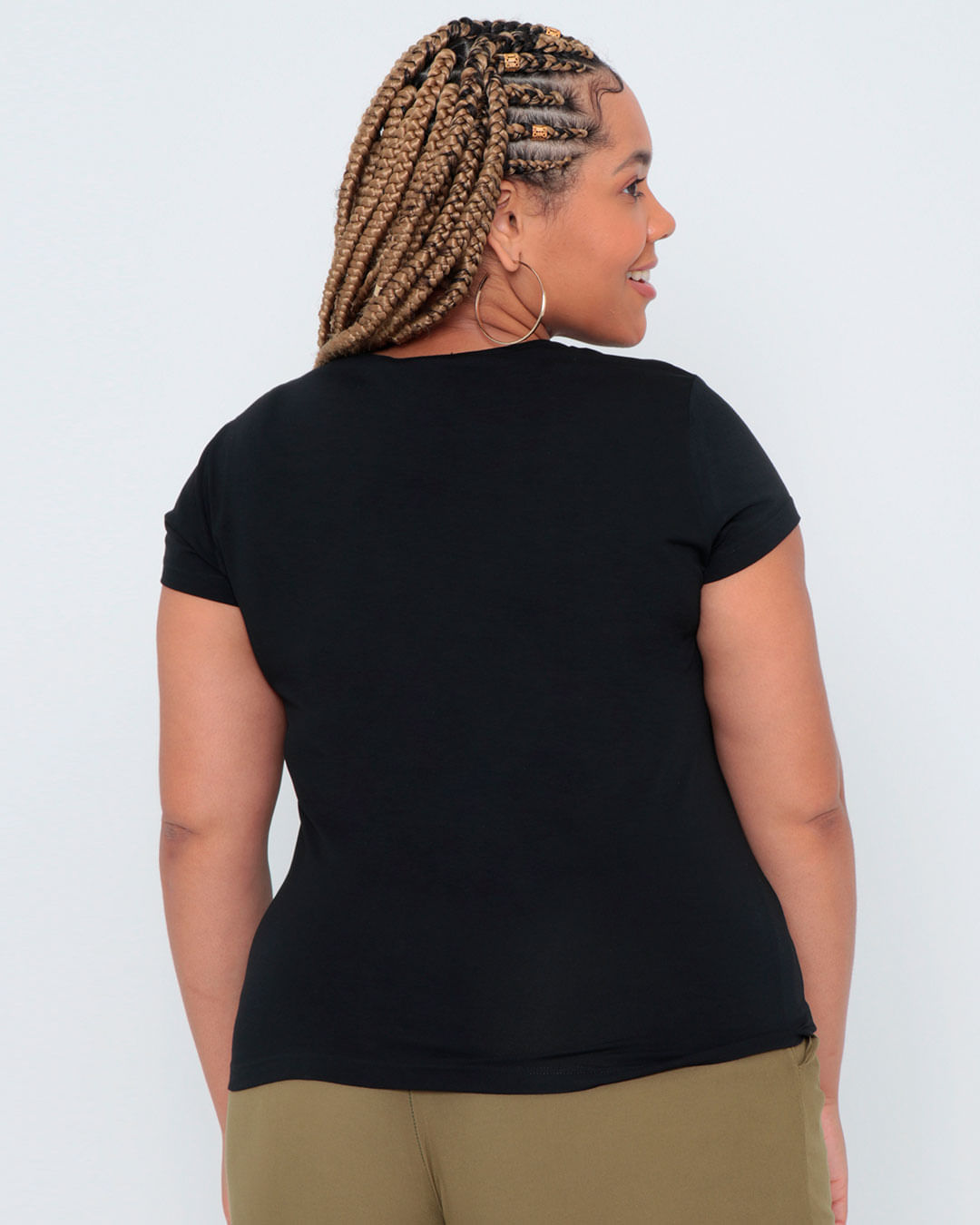 Blusa-Plus-Size-No-Estampada-Preta