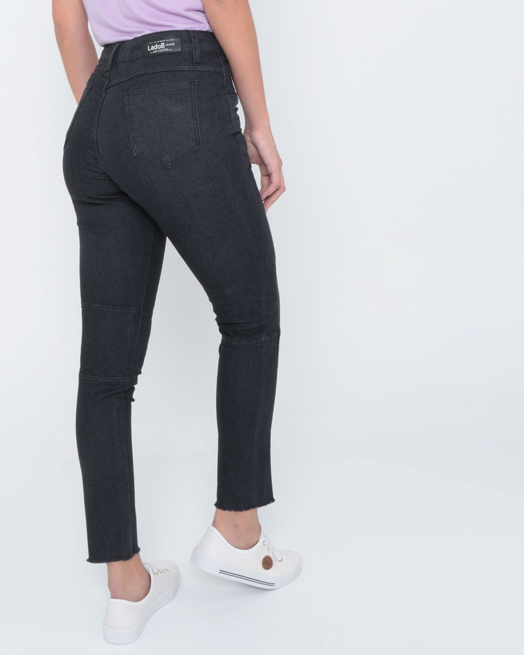 Calca-Jeans-Skinny-Recortes-Preta