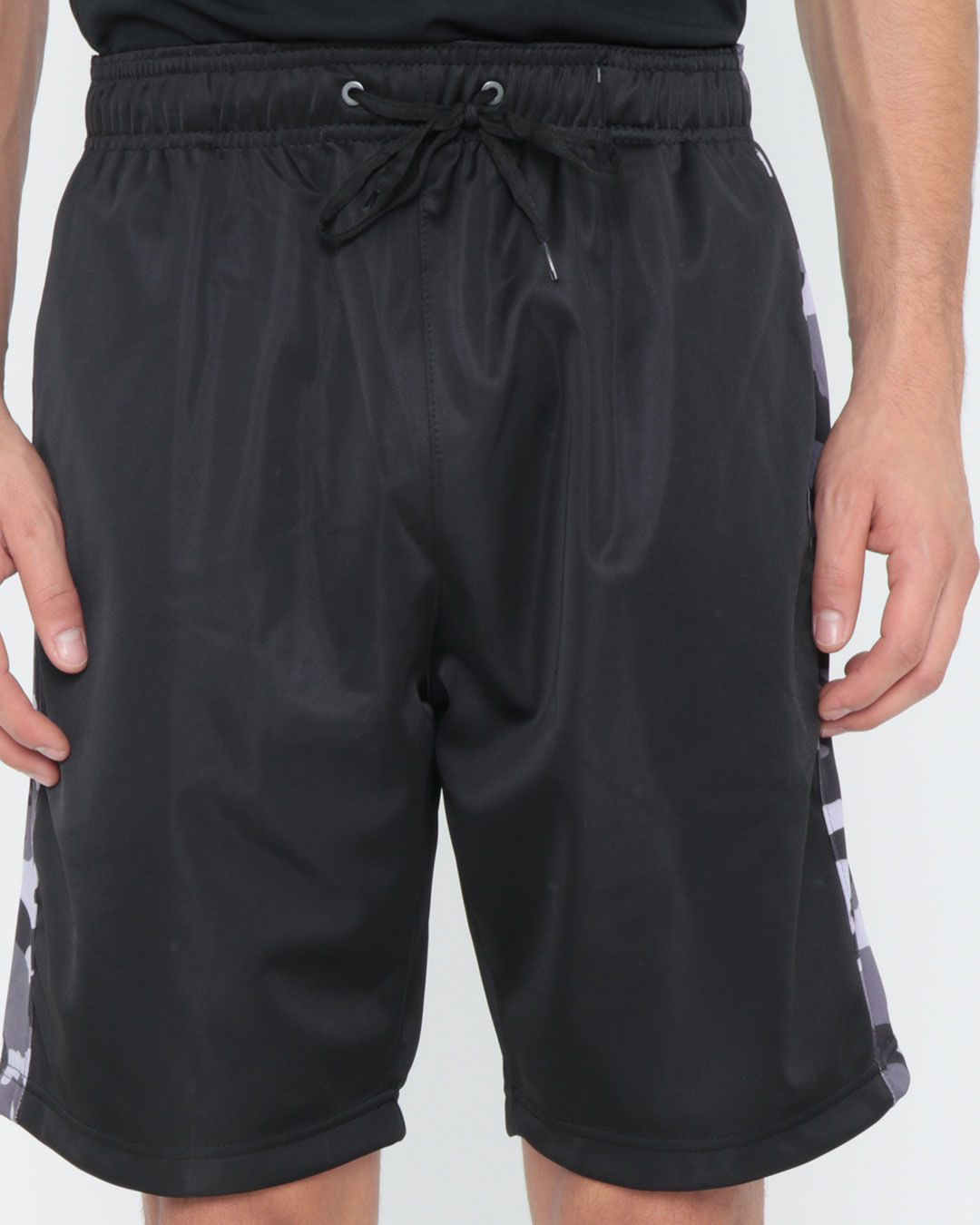 Bermuda-Malha-Masculina-Recorte-Preta
