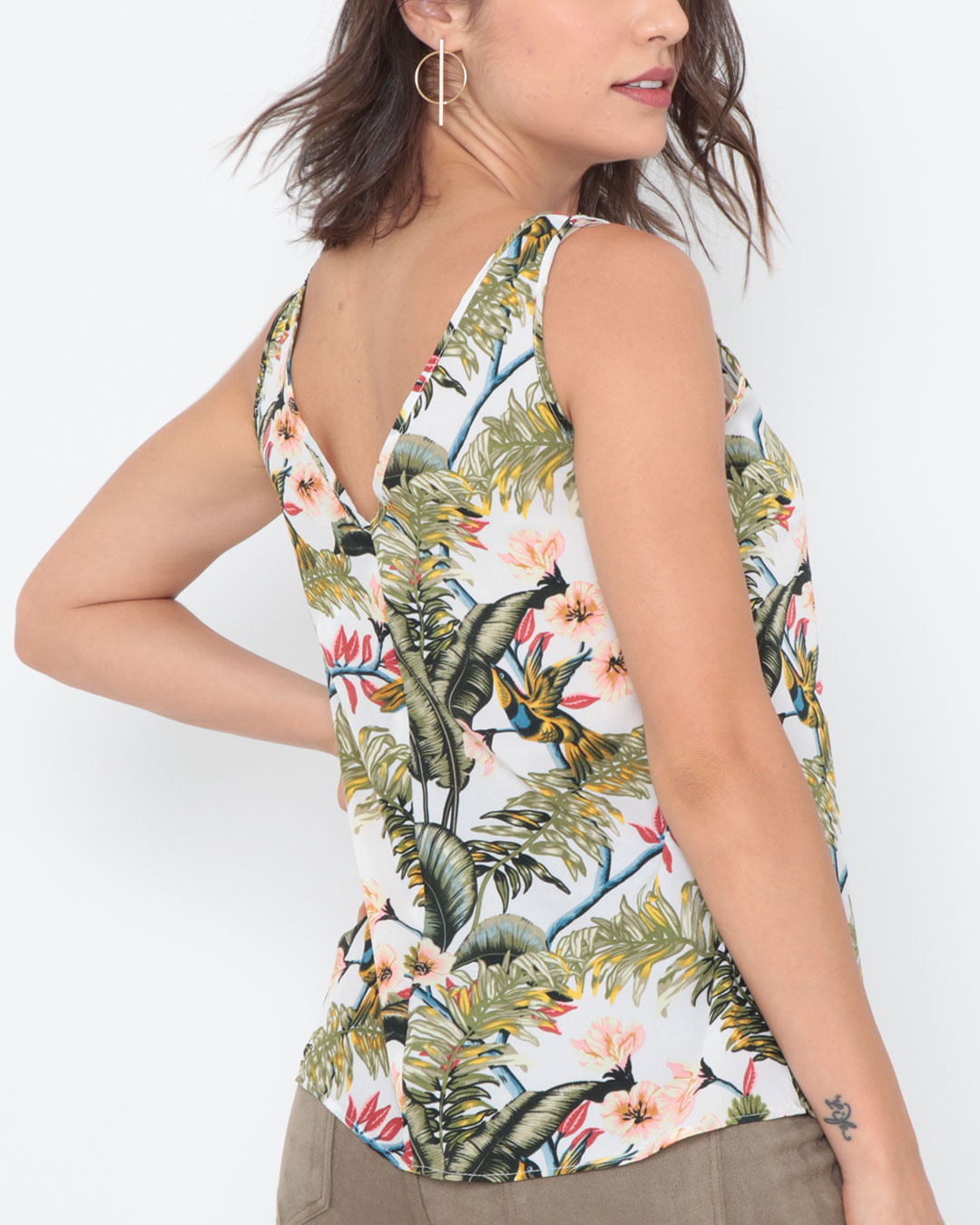 Regata-210367-Estampada---Branco-Floral