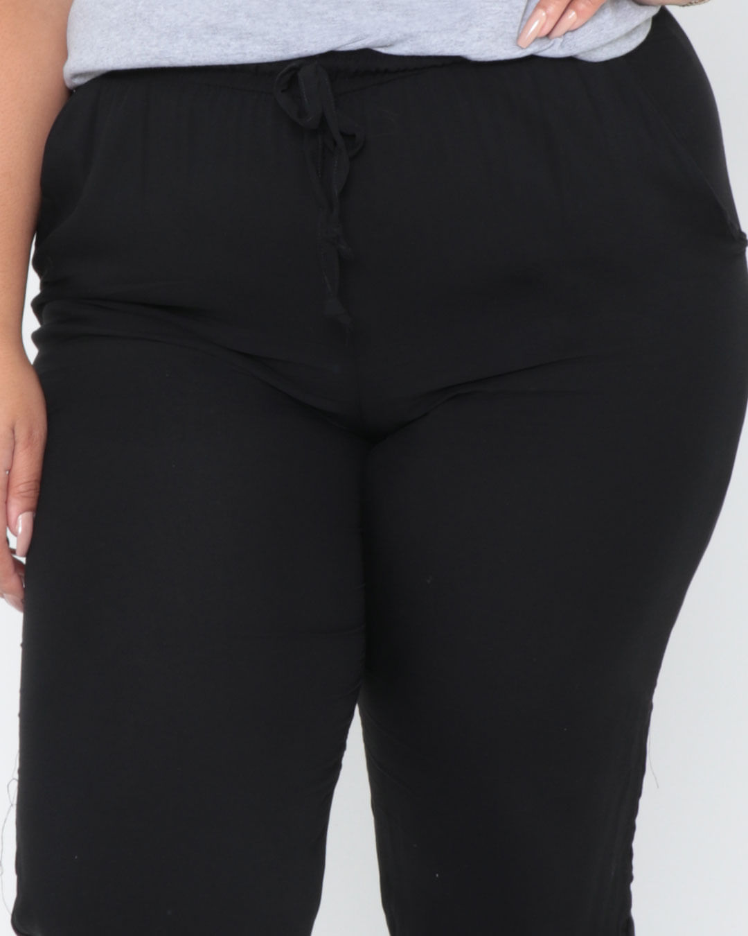 Calca-Feminina-Plus-Size-Jogger-Preta