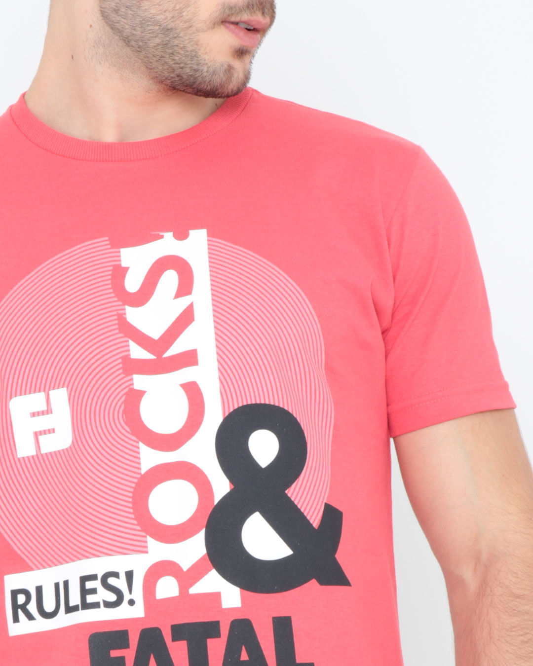 Camiseta-Manga-Curta-Estampada-Fatal-Rosa