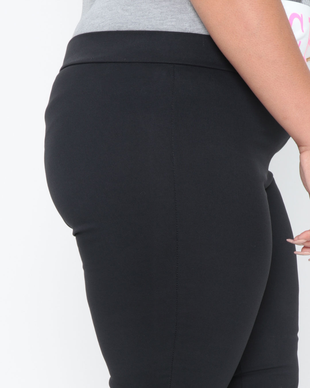 Calca-Feminina-Plus-Size-Skinny-Bengaline-Preta