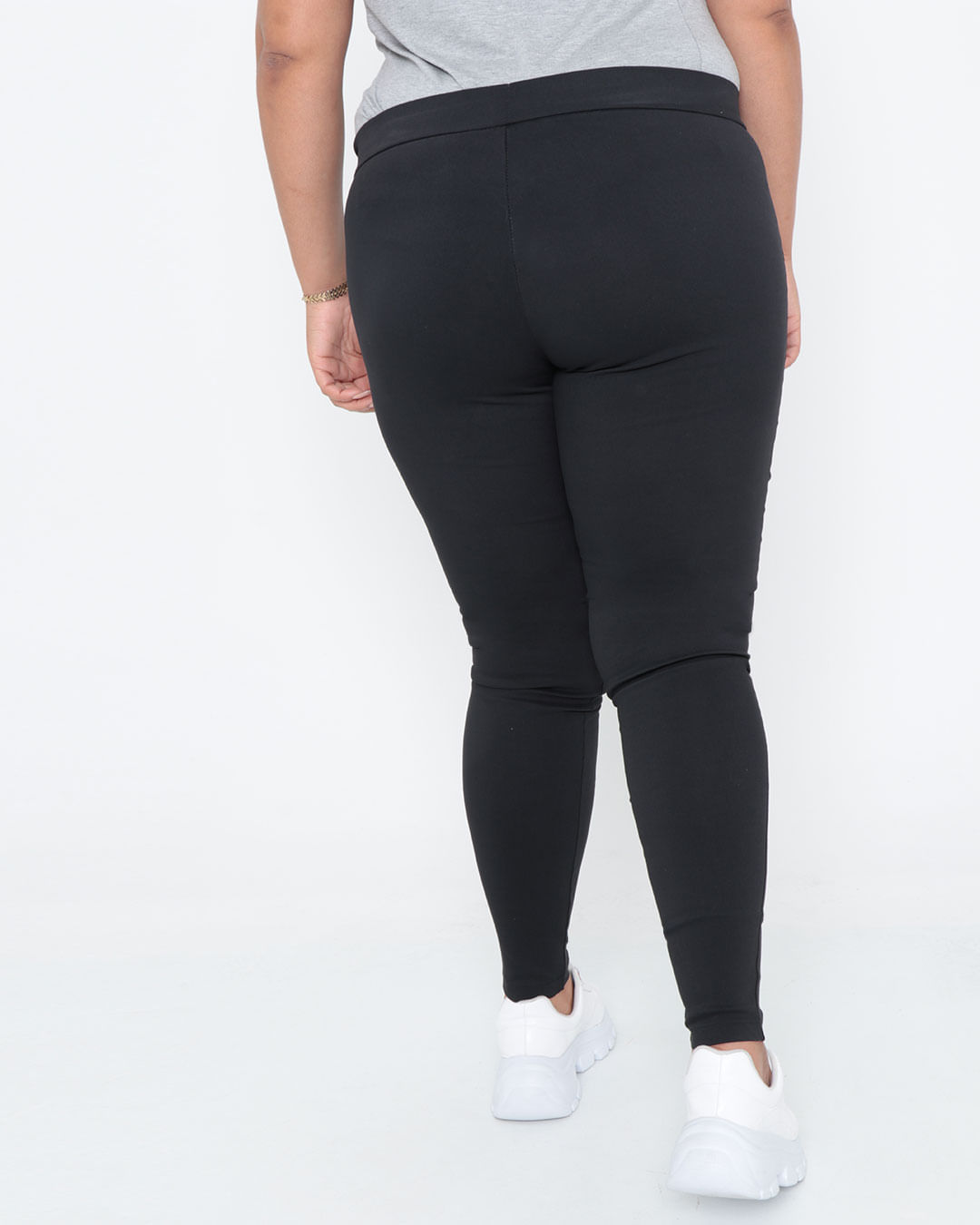 Calca-Feminina-Plus-Size-Skinny-Bengaline-Preta