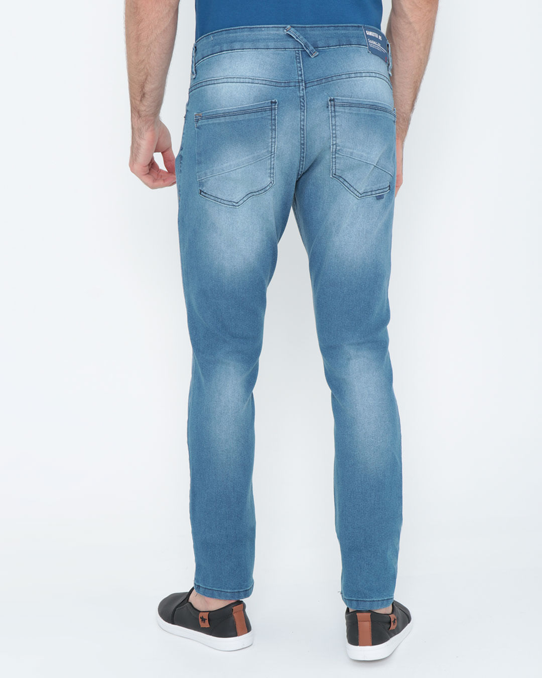 23121000728045bluejeansmedio3