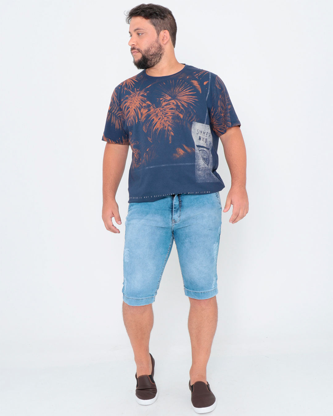 Camiseta-Plus-Size--Estampa-Folhas-Azul-Marinho